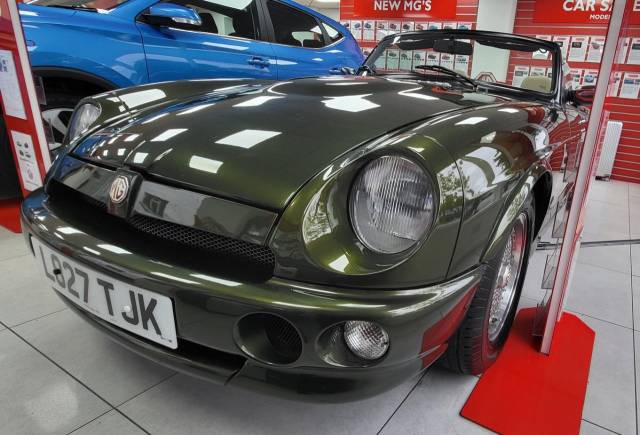 1994 MG RV8 3.9 RV8
