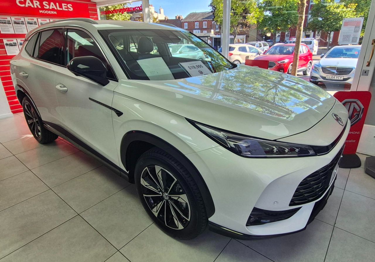 2025 MG Motor UK HS